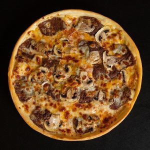 پیتزا سیر و استیک ایتالیایی